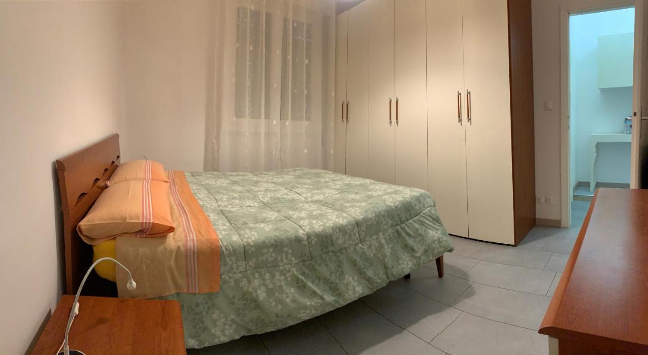 Casa Martina Apartment เวียเรจโจ ภายนอก รูปภาพ