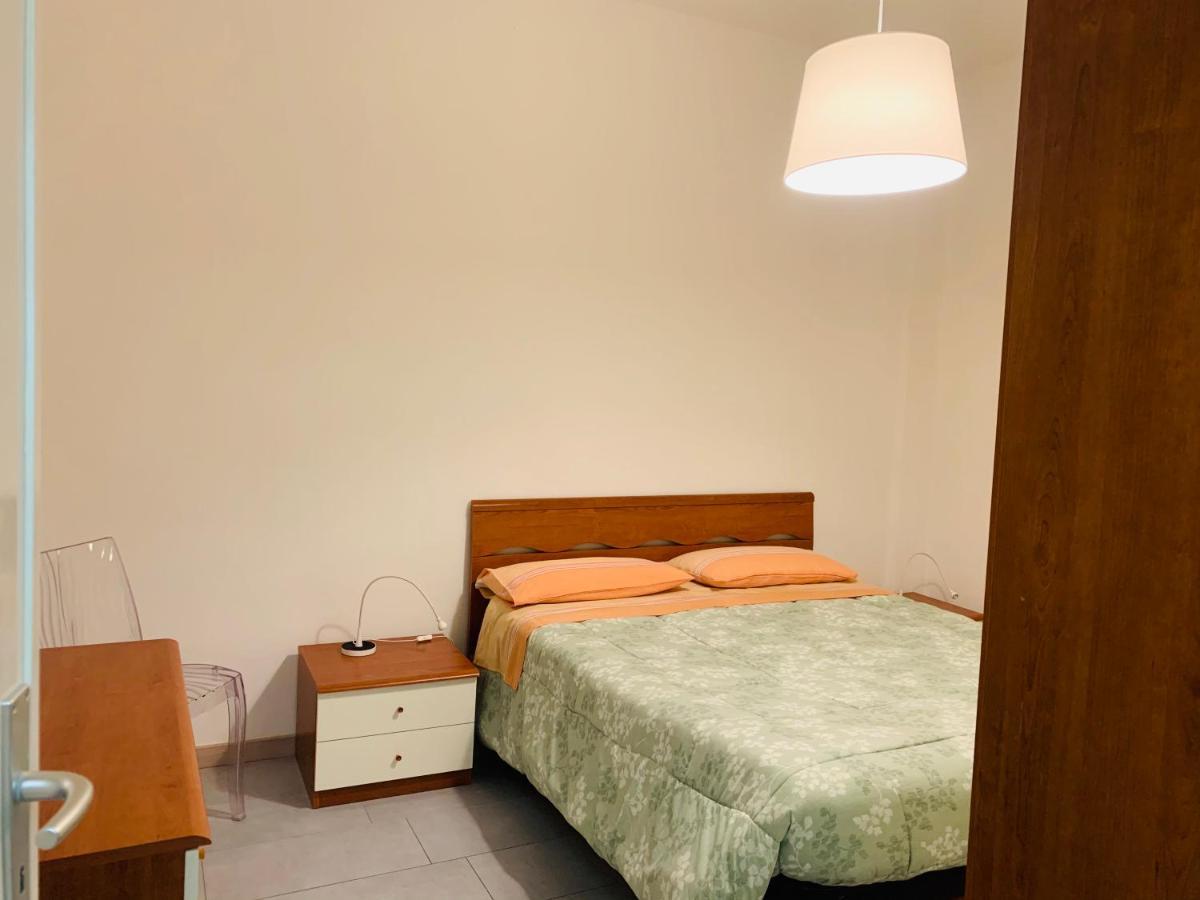 Casa Martina Apartment เวียเรจโจ ภายนอก รูปภาพ